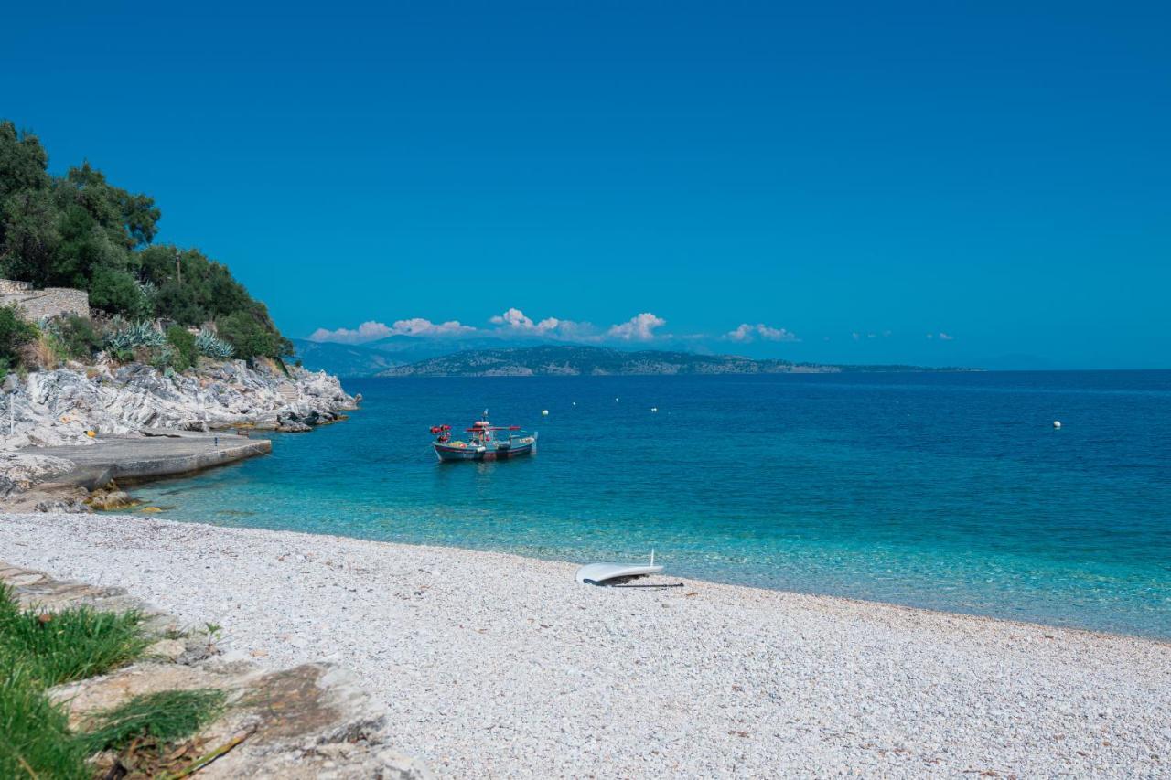 Ismini Kaminaki Beach Nisaki  ภายนอก รูปภาพ